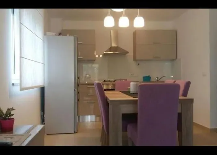 Charmante Huette Mit Grill Und Garten By Interhome Appartement