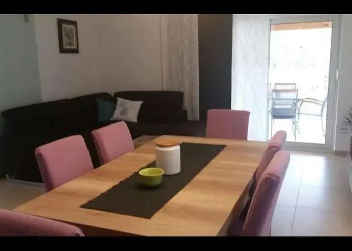 Апартаменты Charmante Huette Mit Grill Und Garten By Interhome *